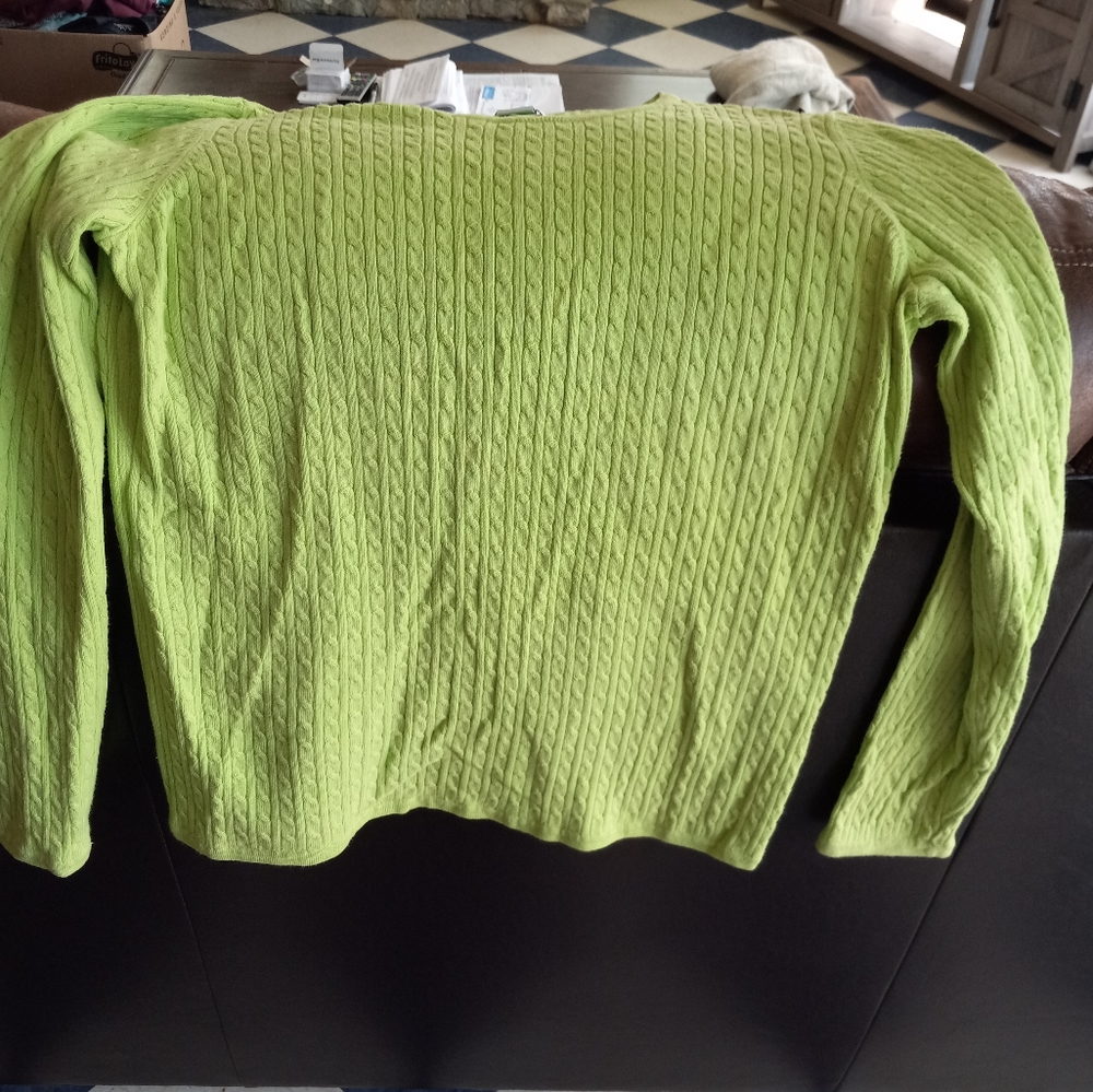 Women's Med Sweater